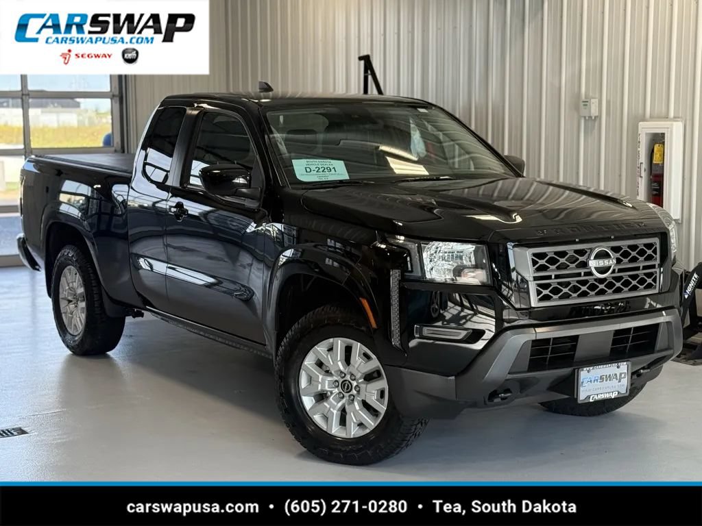 Used 2023 Nissan Frontier SV w/ Tow Package