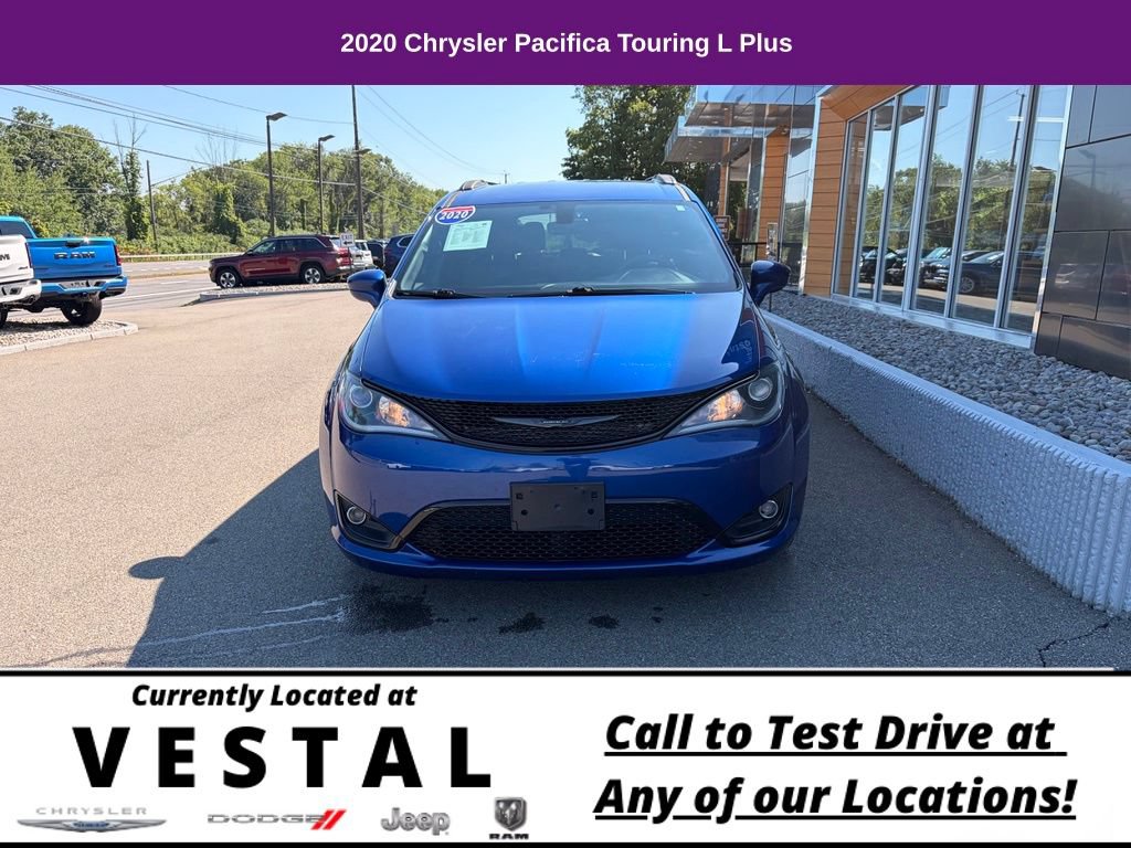 Used 2020 Chrysler Pacifica Touring-L Plus FWD image 2
