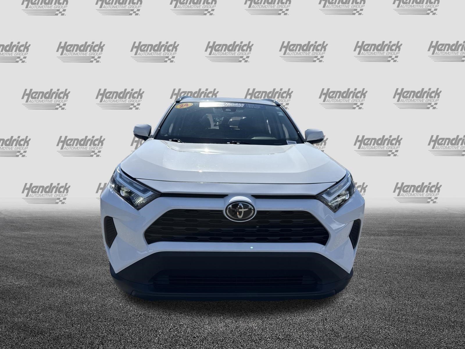Used 2024 Toyota RAV4 XLE w/ Convenience Package FWD image 3