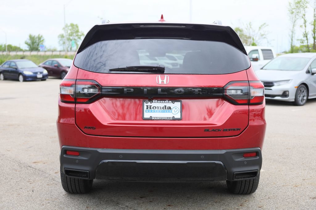 New 2026 Honda Pilot Black Edition image 5