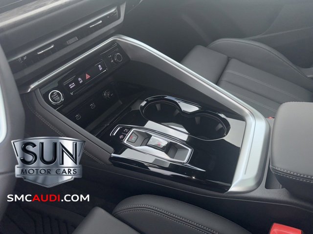 New 2025 Audi Q5 Prestige image 30