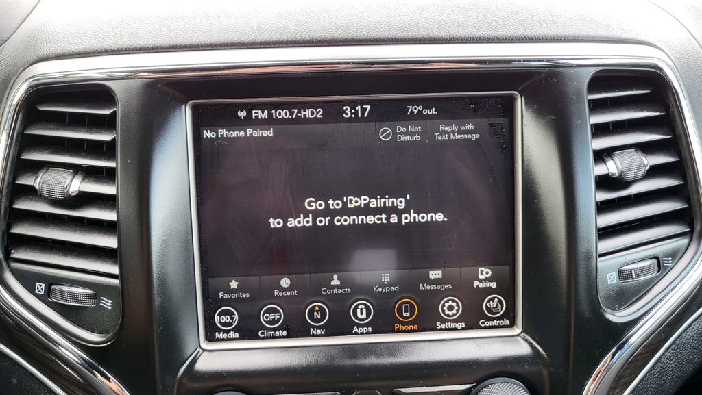 Used 2018 Jeep Grand Cherokee Overland image 32