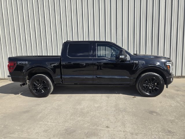 Certified 2025 Ford F150 Platinum w/ FX4 Off-Road Package AWD/4WD image 5