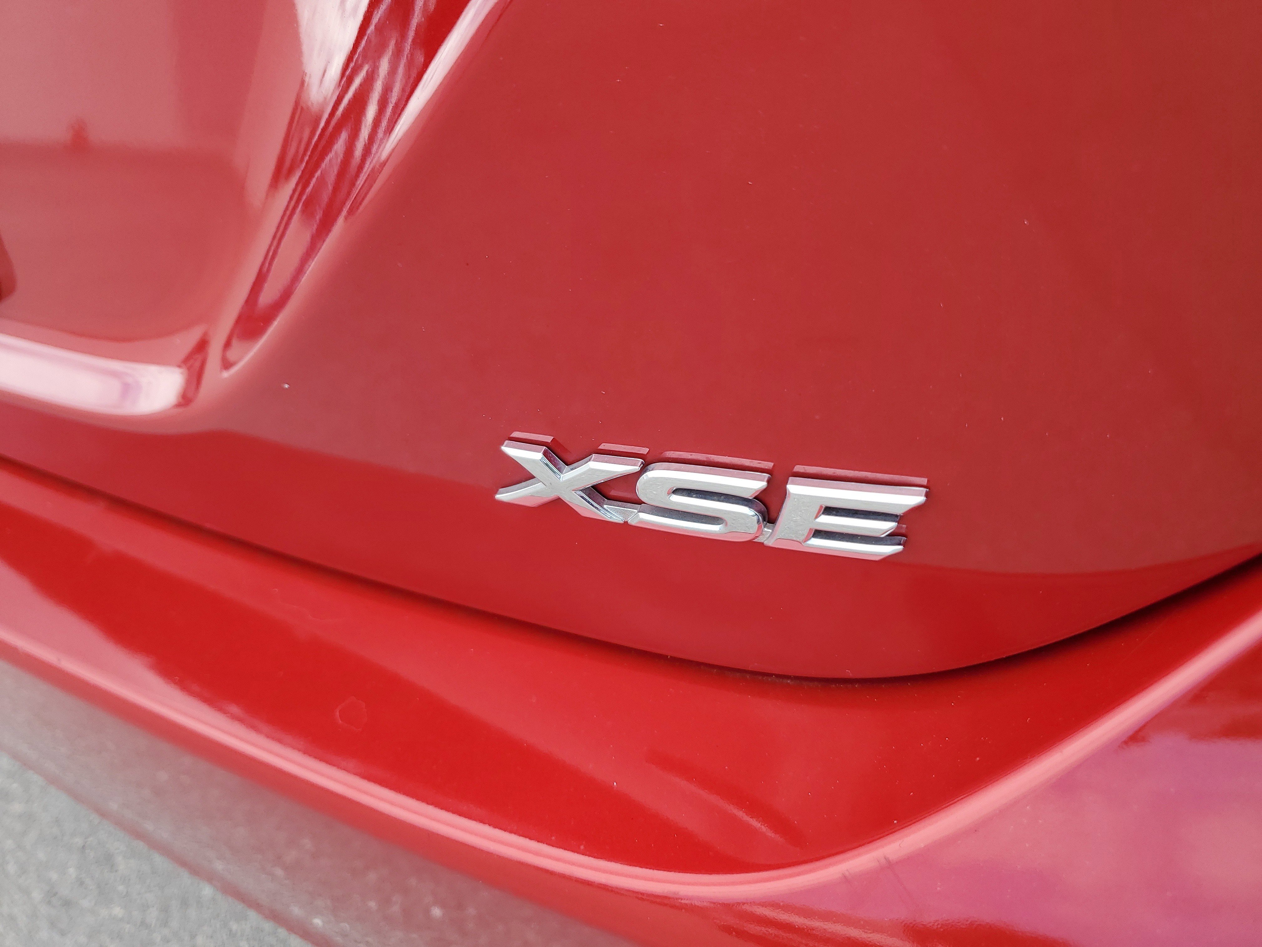 Used 2022 Toyota Camry XSE image 31