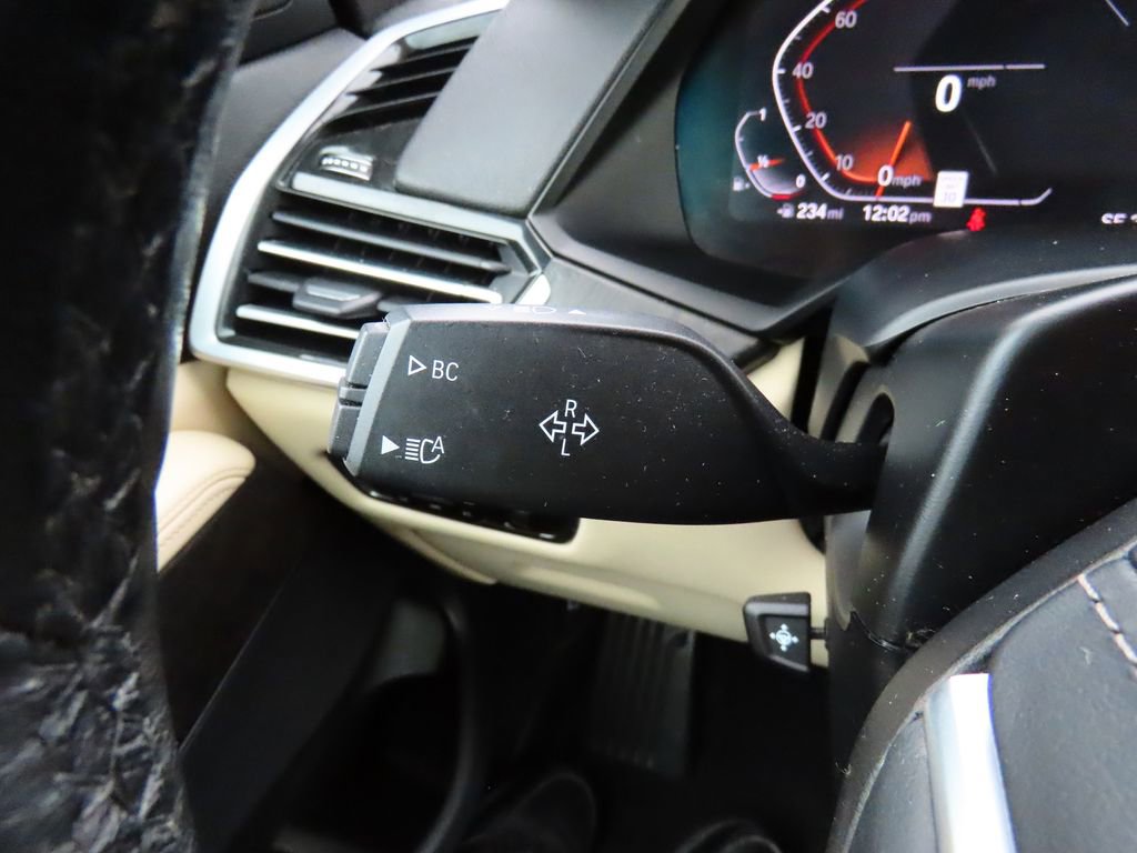 Used 2022 BMW X5 xDrive40i w/ Premium Package image 37