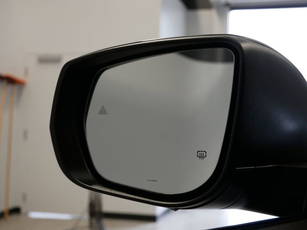 New 2025 Jeep Grand Cherokee Laredo w/ Luxury Tech Group I image 25