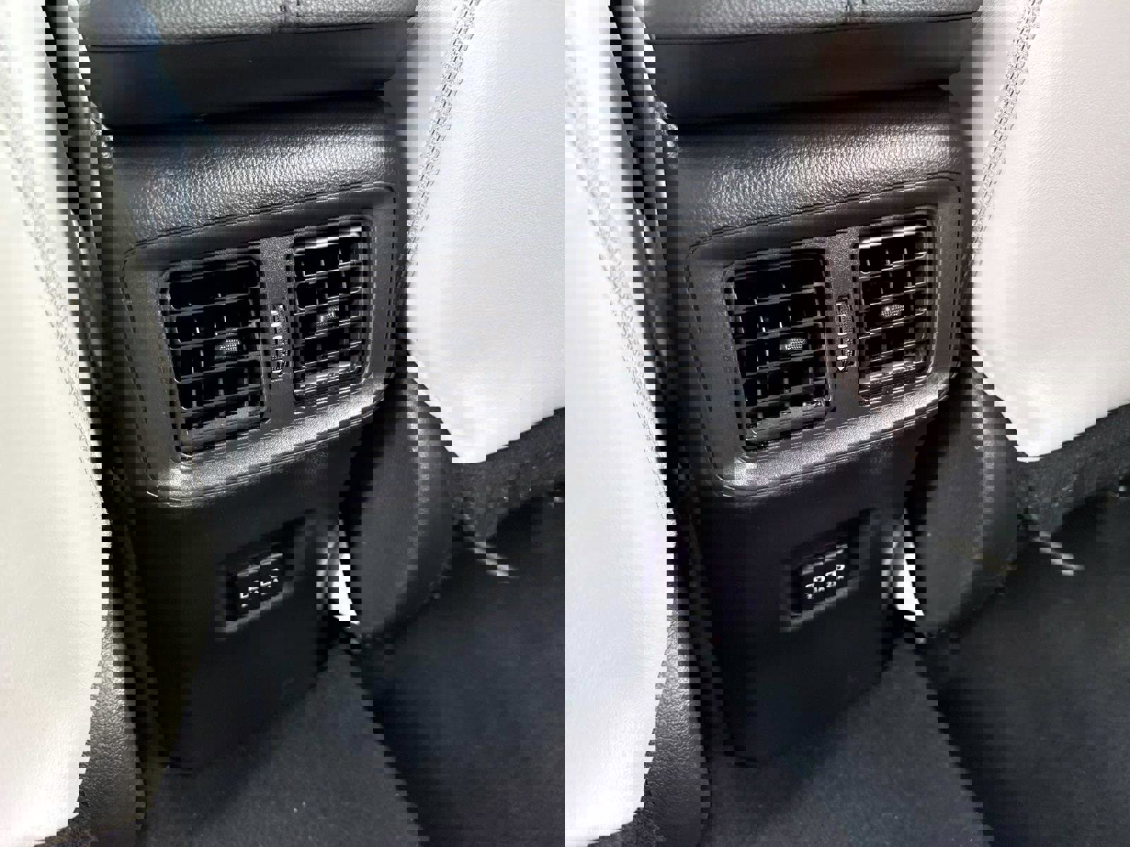 Used 2021 Toyota RAV4 XLE Premium image 15