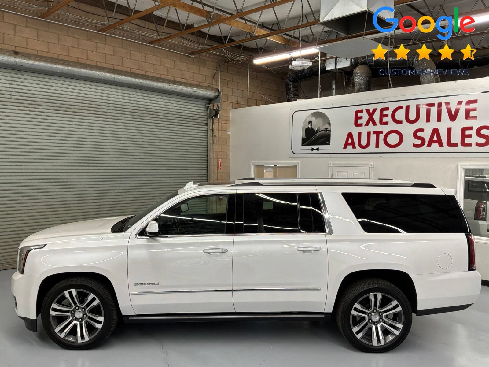 Used 2019 GMC Yukon XL Denali w/ Denali Ultimate Package AWD/4WD image 8