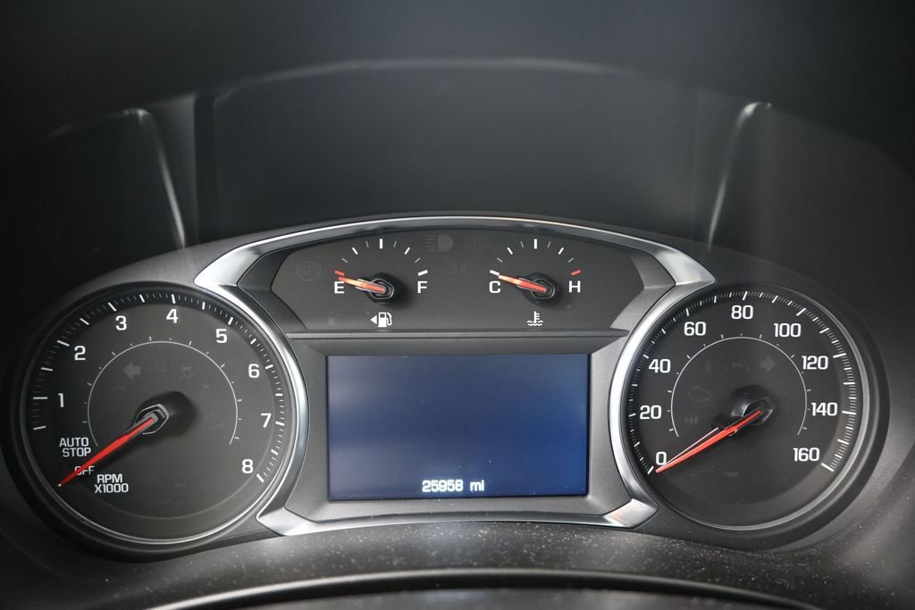 Used 2023 Chevrolet Equinox RS FWD image 11