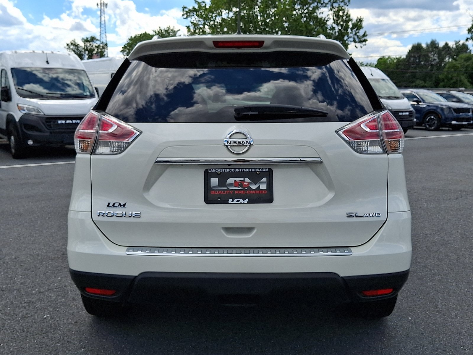 Used 2015 Nissan Rogue SL w/ SL Premium Package AWD/4WD image 6