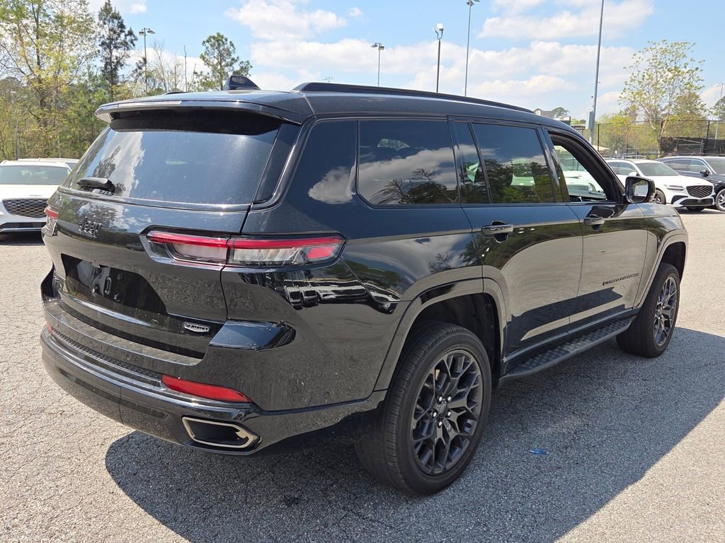Used 2024 Jeep Grand Cherokee L Summit AWD/4WD image 13