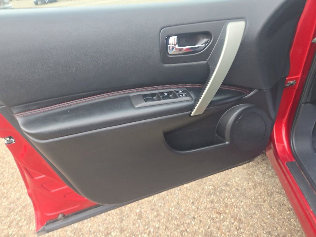 Used 2012 Nissan Rogue SL AWD/4WD image 11