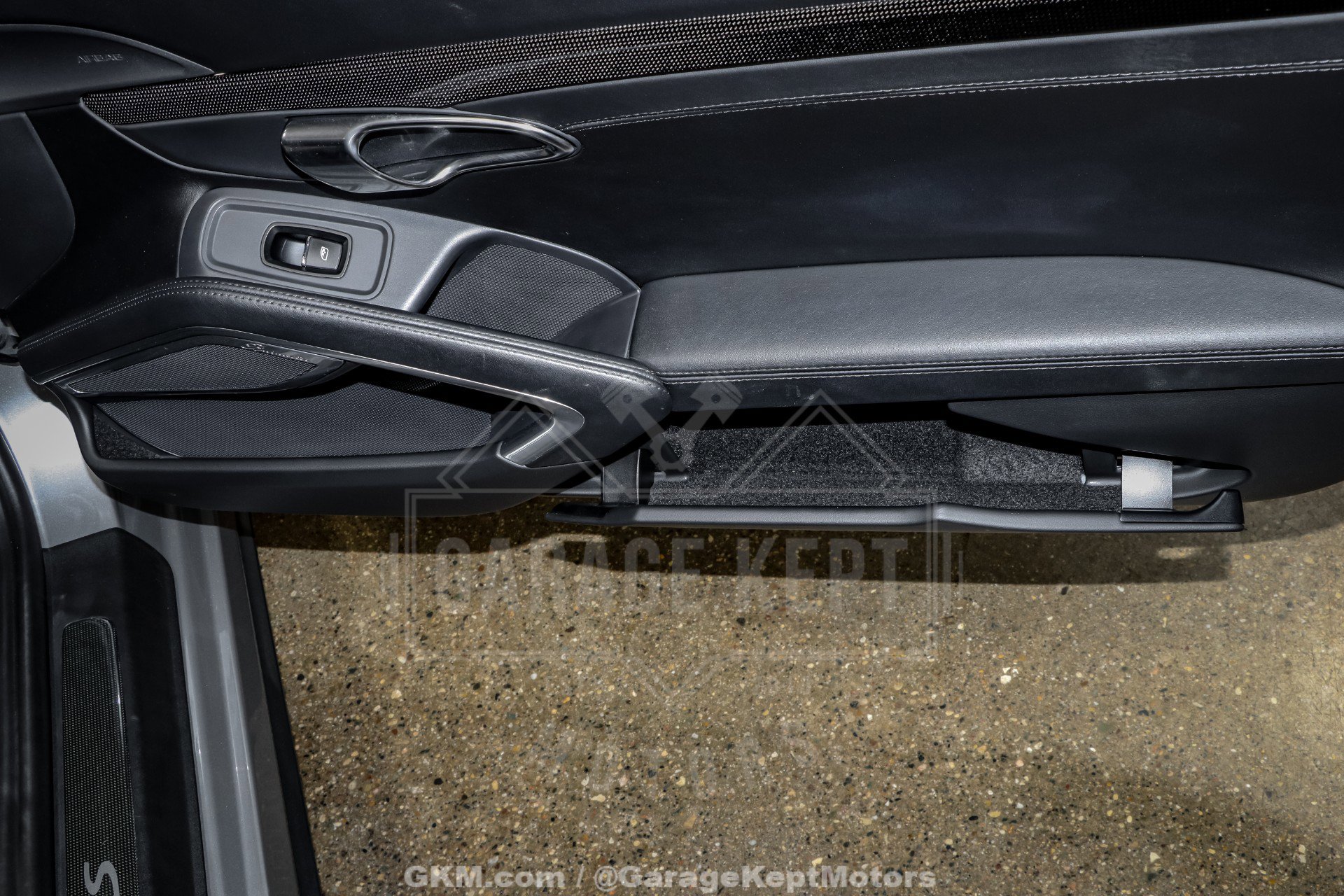 Used 2014 Porsche 911 Turbo S image 89