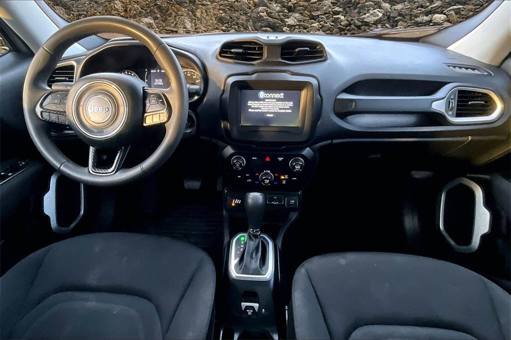 Used 2020 Jeep Renegade Latitude image 14