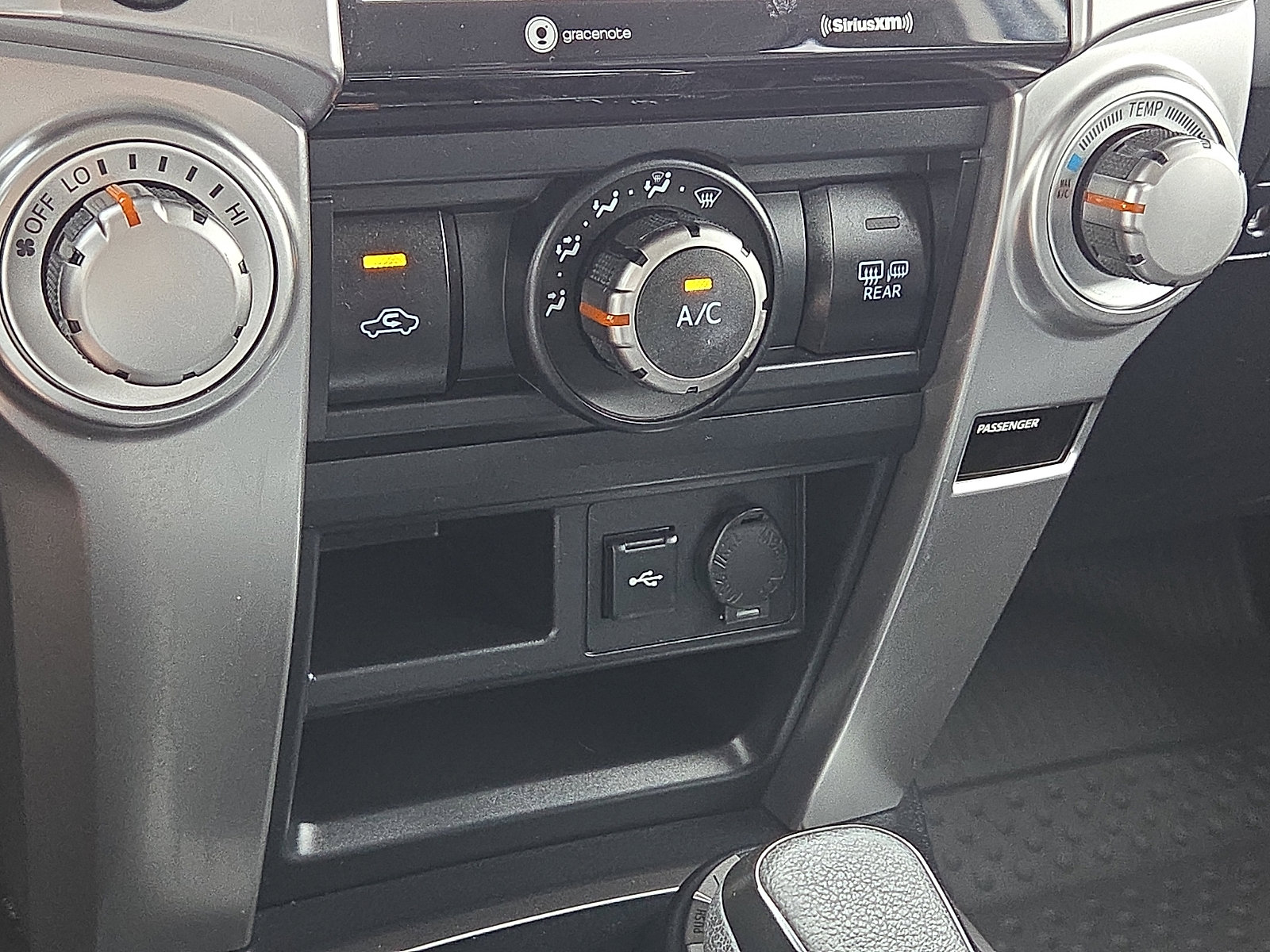 Used 2022 Toyota 4Runner TRD Sport AWD/4WD image 18