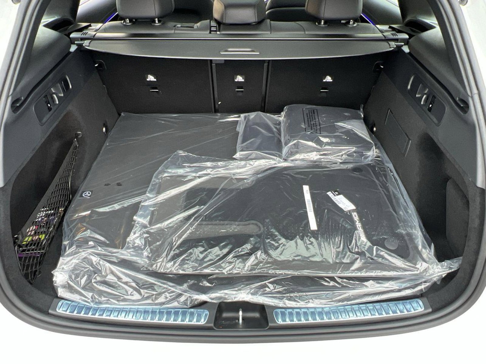 New 2025 Mercedes-Benz GLC 63 AMG S image 24