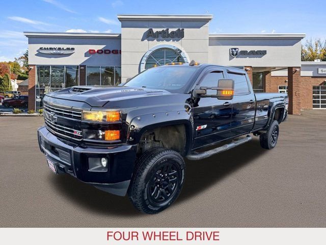 Used 2019 Chevrolet Silverado 2500 LTZ w/ Duramax Plus Package image 4