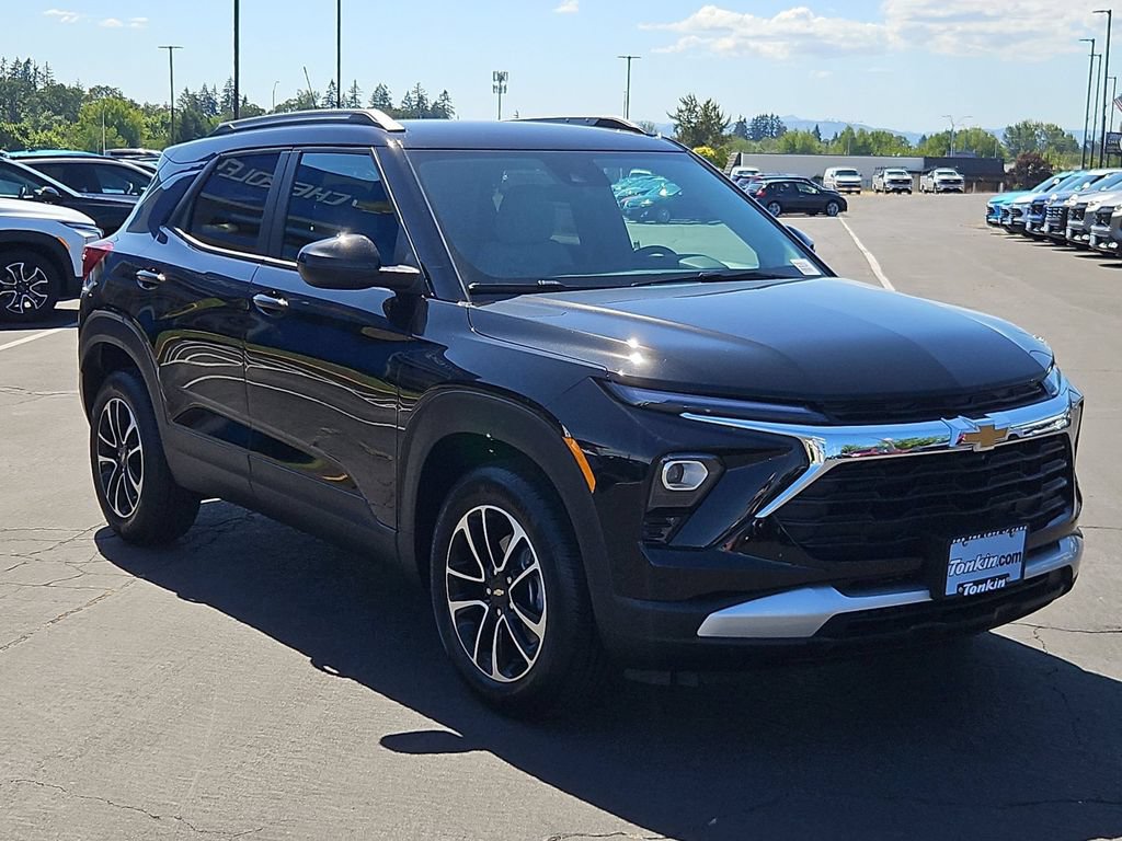 New 2026 Chevrolet TrailBlazer LT w/ Driver Confidence Package FWD image 8