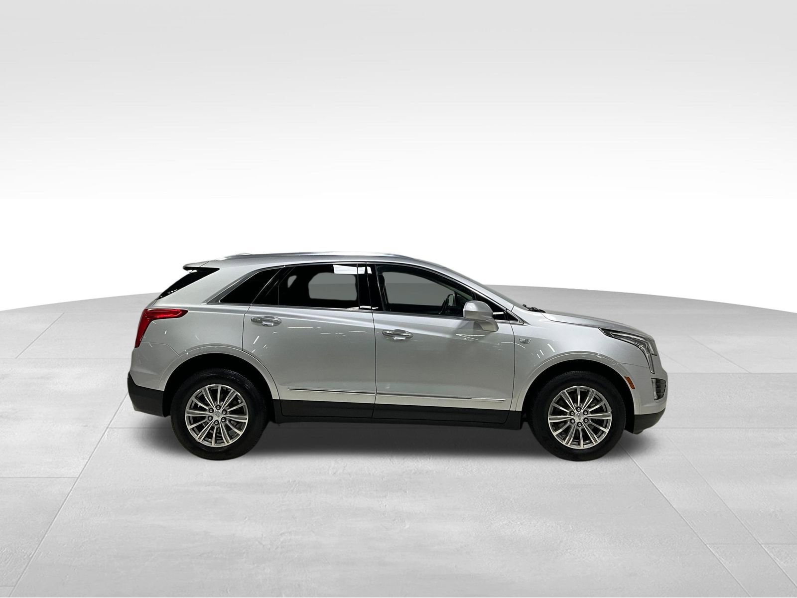 Used 2019 Cadillac XT5 Luxury AWD/4WD image 4