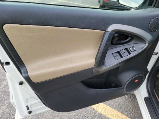 Used 2011 Toyota RAV4 Limited w/ Limited Extra Value Pkg image 9