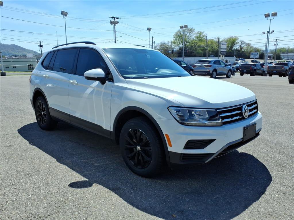 Used 2019 Volkswagen Tiguan S w/ Driver Assistance Package image 1