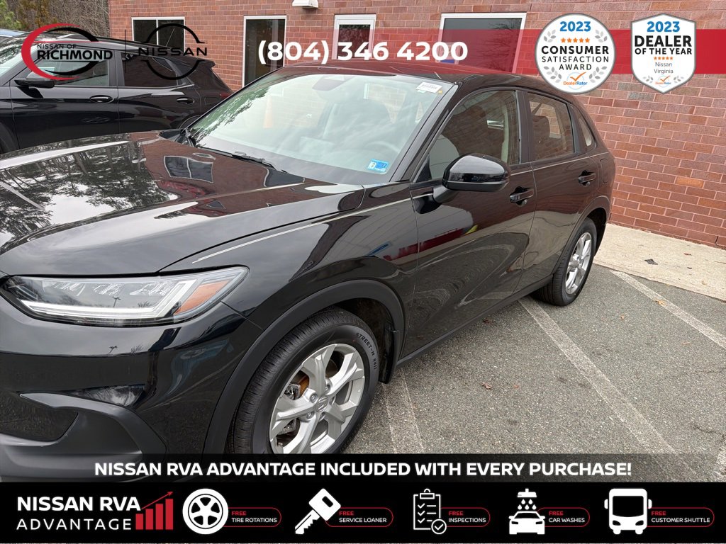 Used 2025 Honda HR-V LX image 2