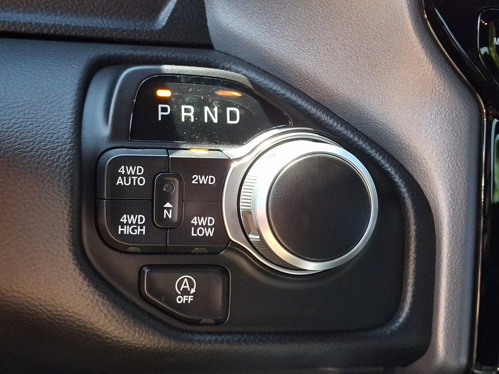 Used 2023 RAM 1500 Big Horn AWD/4WD image 27
