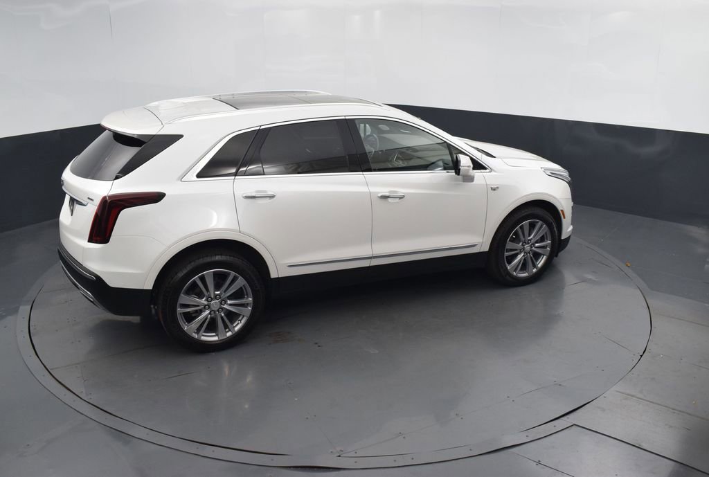 Certified 2024 Cadillac XT5 Premium Luxury w/ LPO, Floor Liner Package image 42