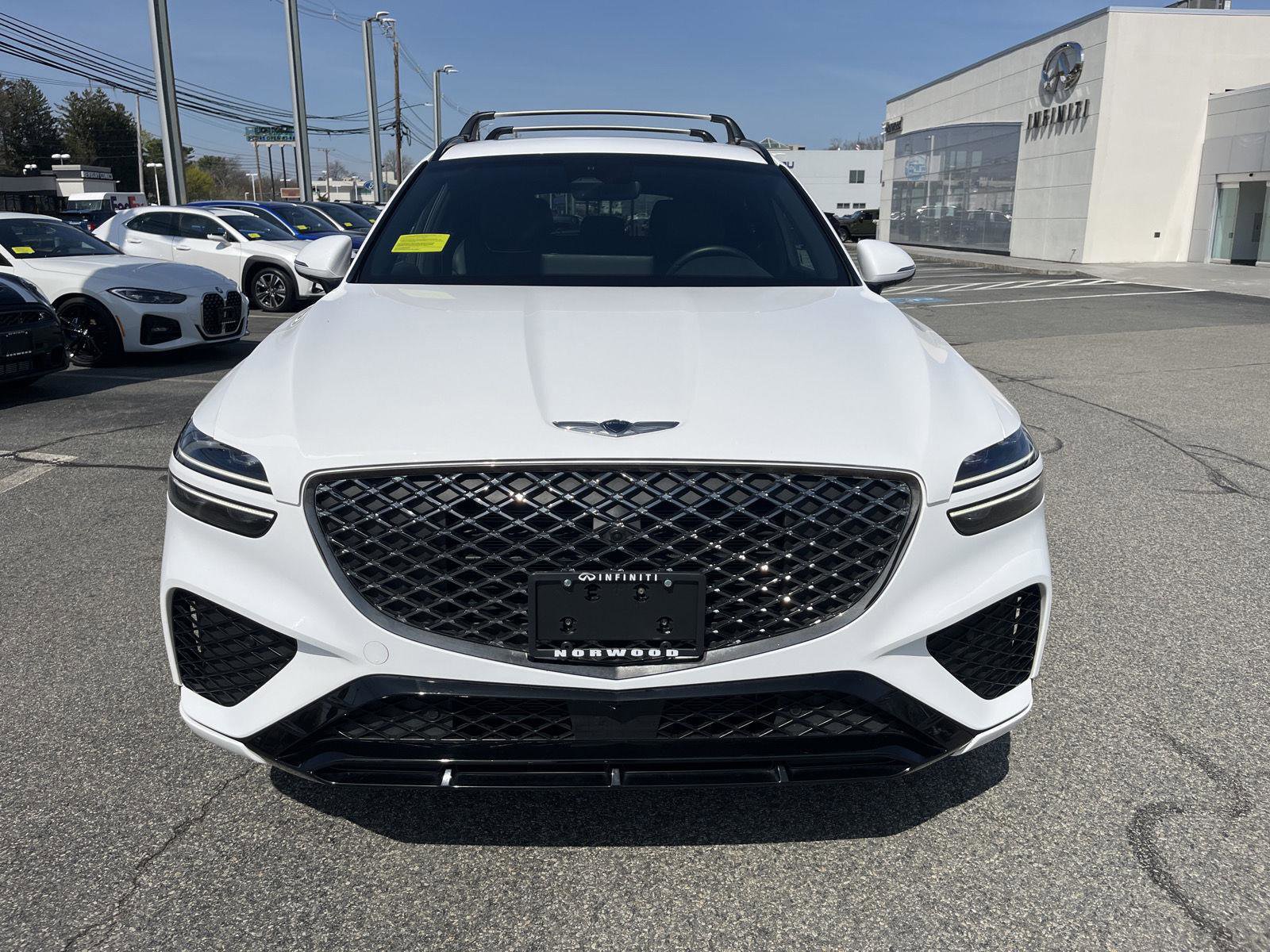 Used 2023 Genesis GV70 2.5T w/ Sport Prestige Package image 8