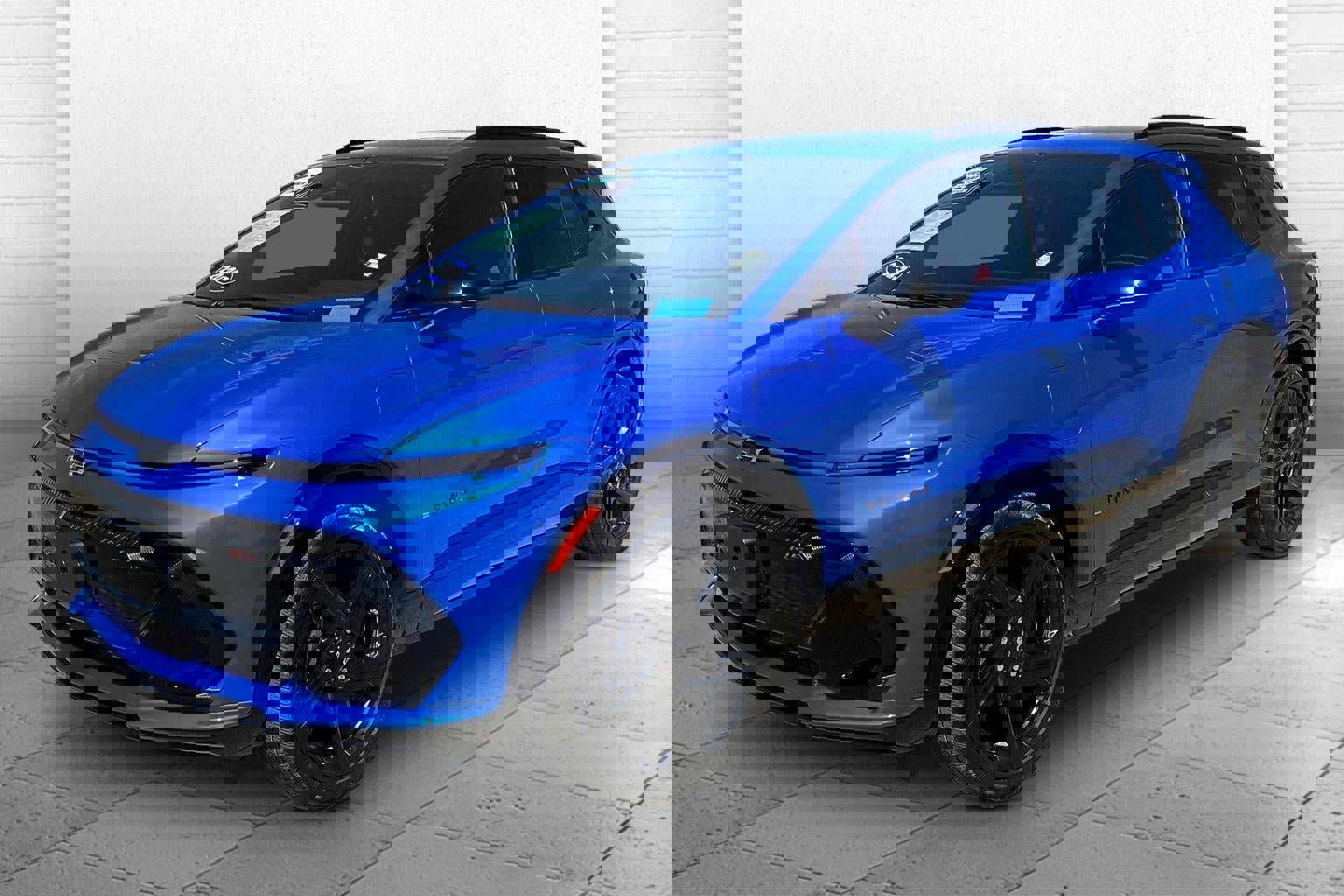 Used 2025 Chevrolet Equinox EV RS FWD image 3