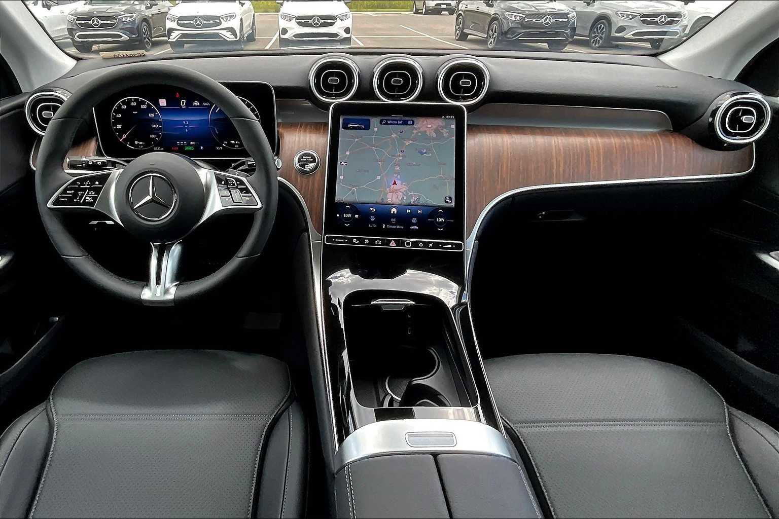 New 2025 Mercedes-Benz GLC 350e 4MATIC image 5