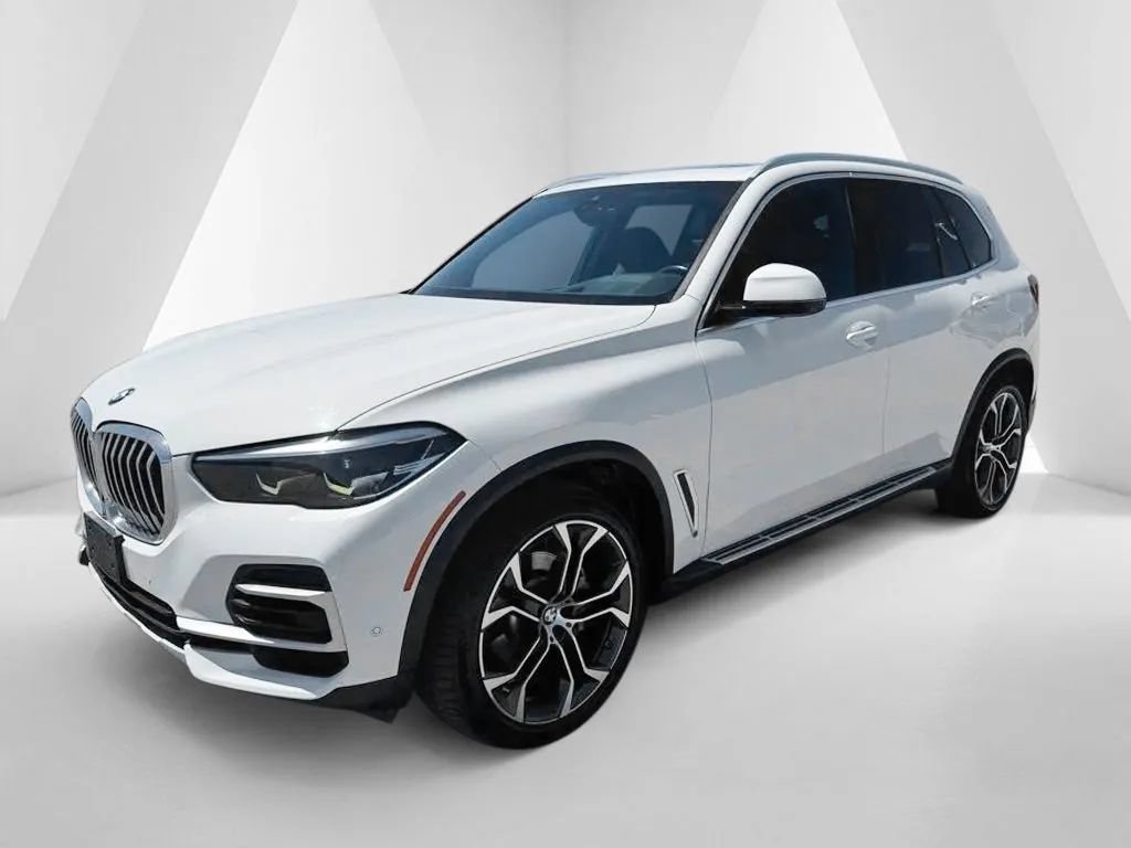 Used 2022 BMW X5 xDrive40i w/ Premium Package AWD/4WD image 3