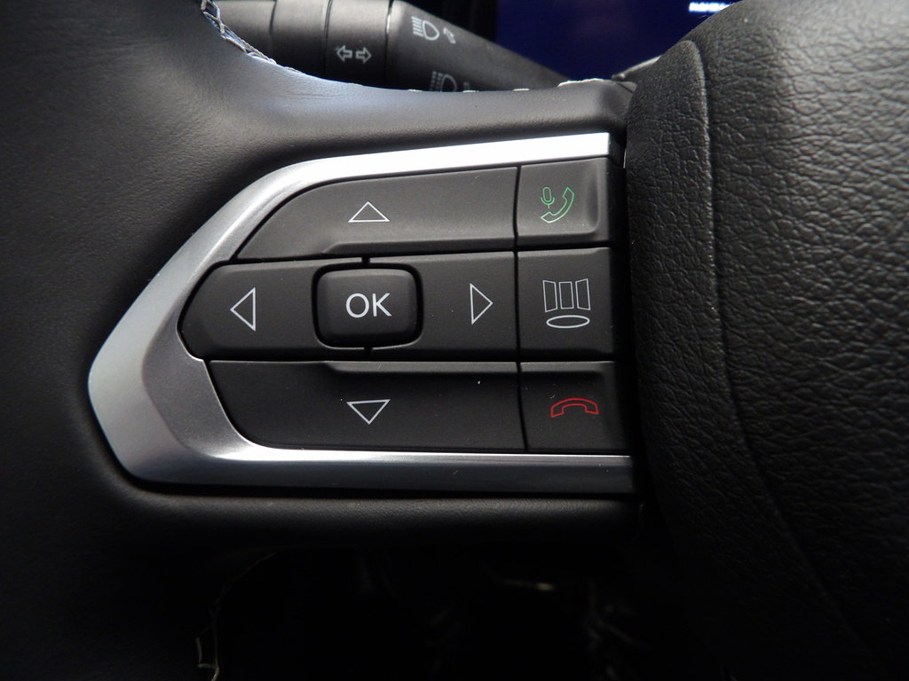 Used 2022 Jeep Compass High Altitude image 30