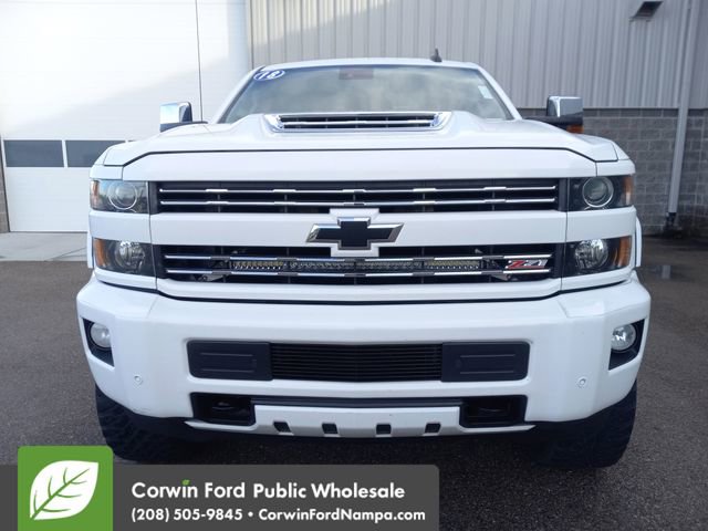 Used 2018 Chevrolet Silverado 3500 LTZ image 8