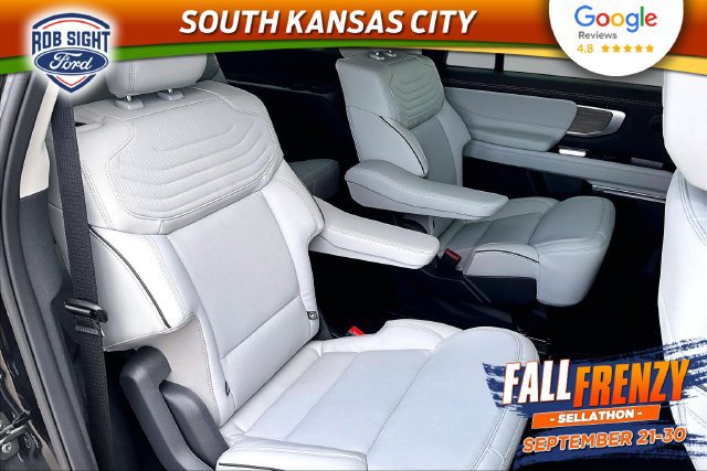 New 2026 Ford Expedition Max Platinum w/ Platinum Ultimate Package AWD/4WD image 10