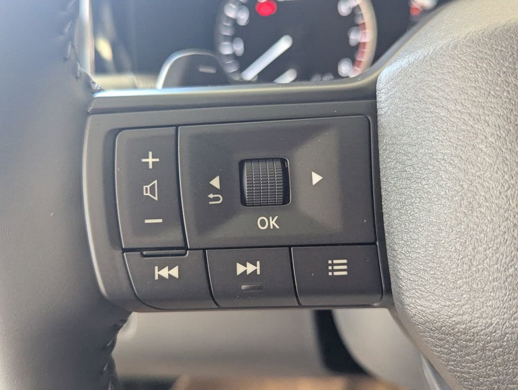 New 2026 Nissan Pathfinder SV image 27