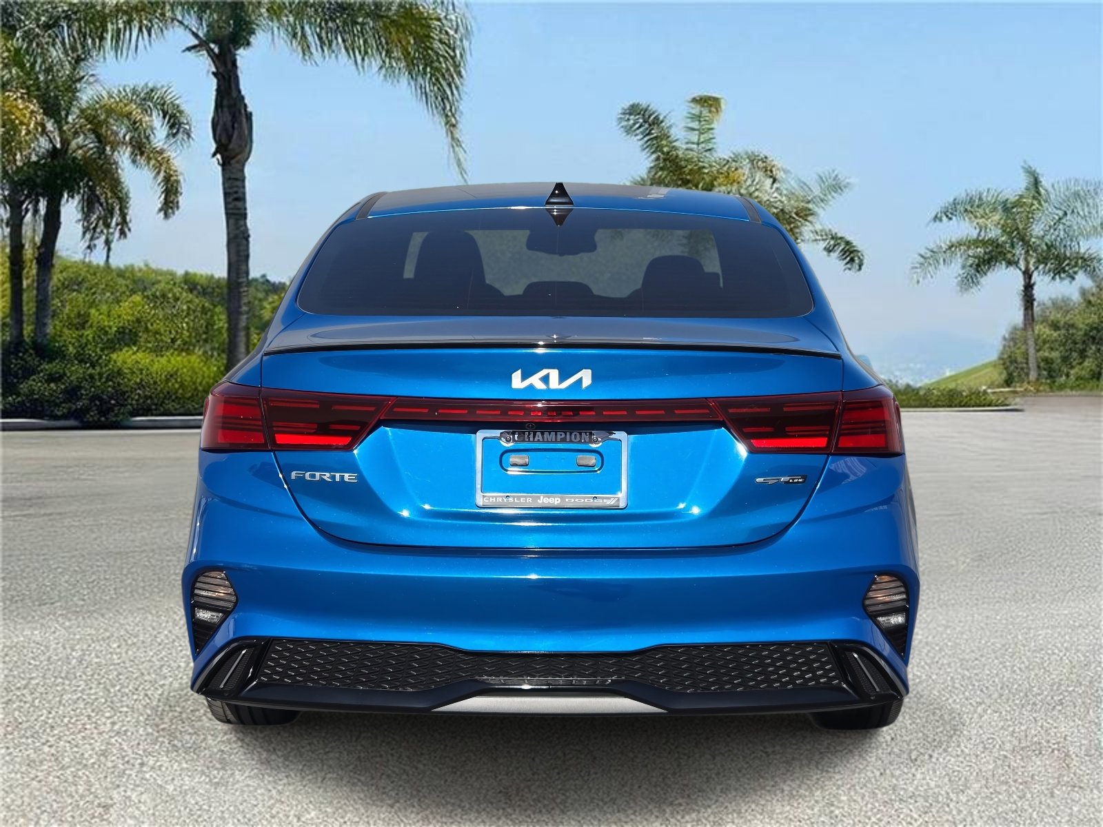 Used 2023 Kia Forte GT-Line w/ GT-Line Premium Package image 5