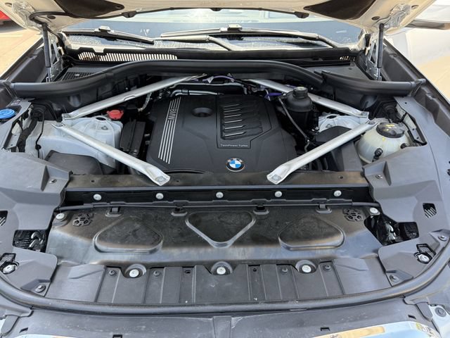 Used 2022 BMW X5 xDrive40i w/ Premium Package AWD/4WD image 26