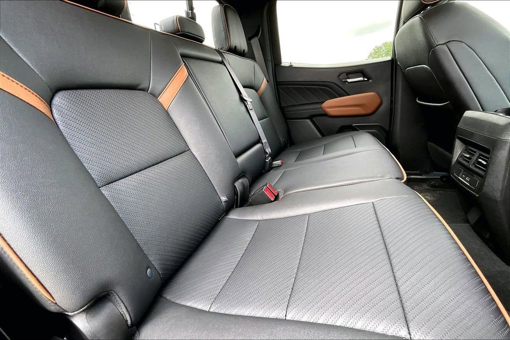 Used 2023 GMC Canyon AT4 w/ AT4 Premium Package AWD/4WD image 25