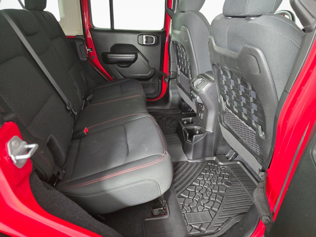 Used 2021 Jeep Wrangler Unlimited Rubicon AWD/4WD image 39