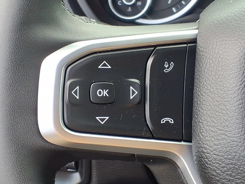Used 2025 RAM 2500 Big Horn AWD/4WD image 10