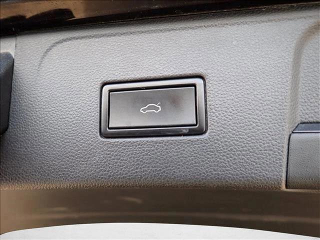 Used 2019 Volkswagen Atlas SE w/ Towing Package image 7