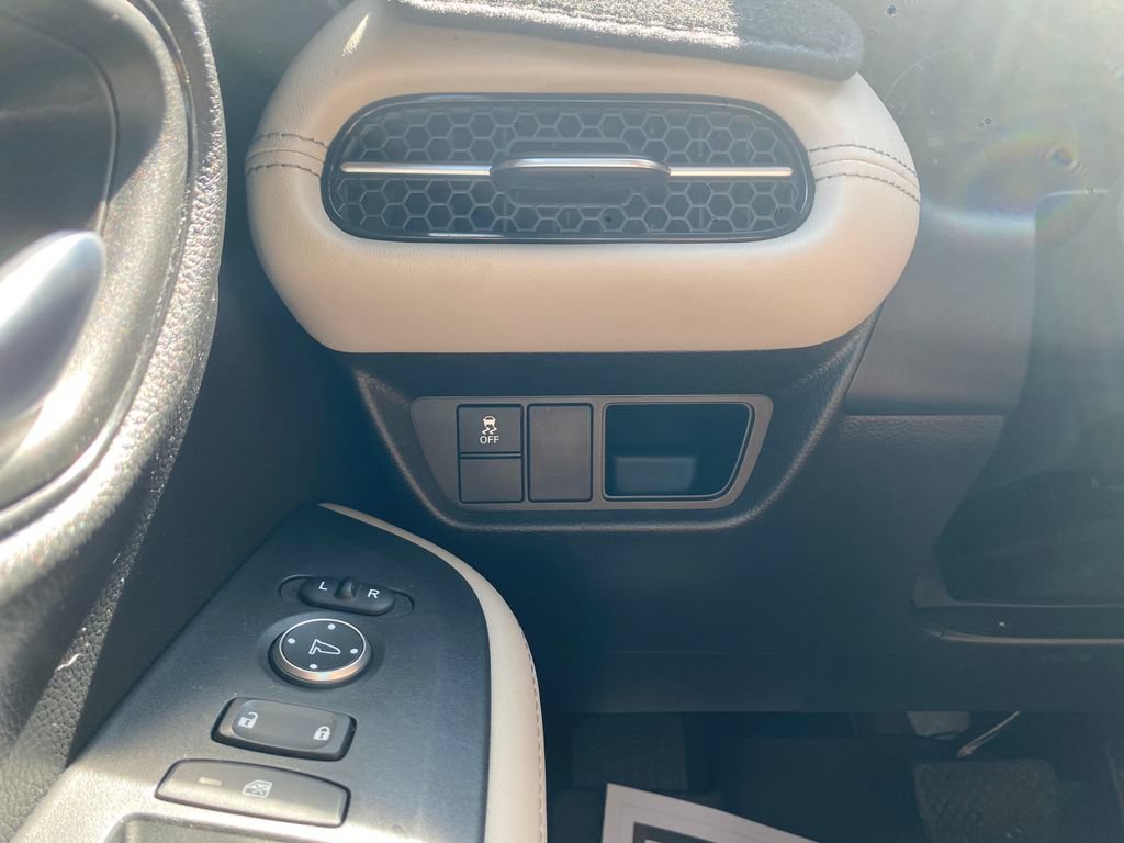 Used 2024 Honda HR-V EX-L image 29