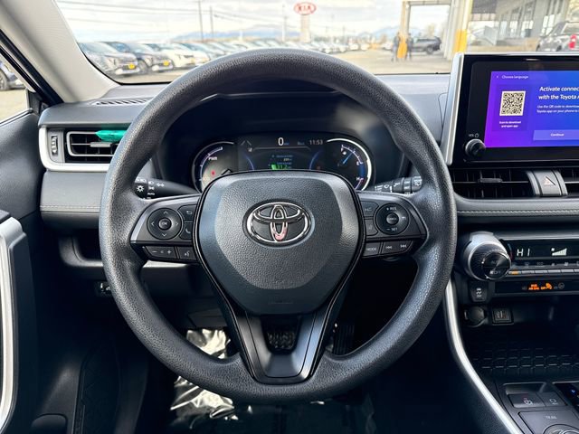 Used 2025 Toyota RAV4 XLE AWD/4WD image 21
