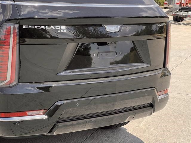 New 2026 Cadillac Escalade IQ Luxury 1 AWD/4WD image 6