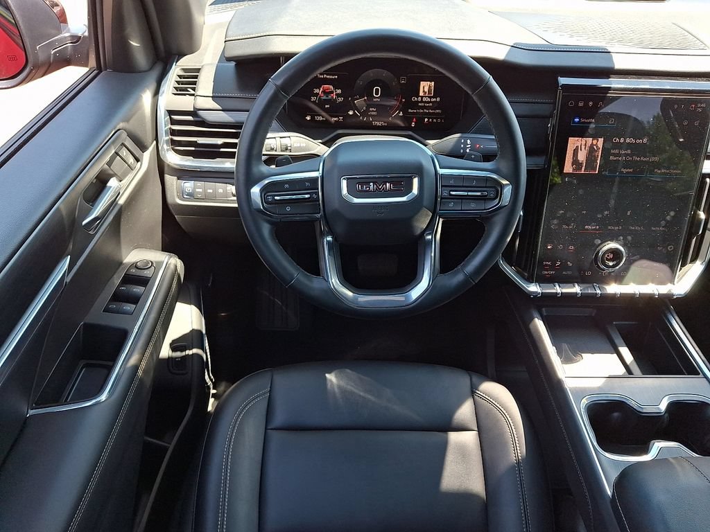 Certified 2025 GMC Acadia Elevation w/ Elevation Premium Package AWD/4WD image 11