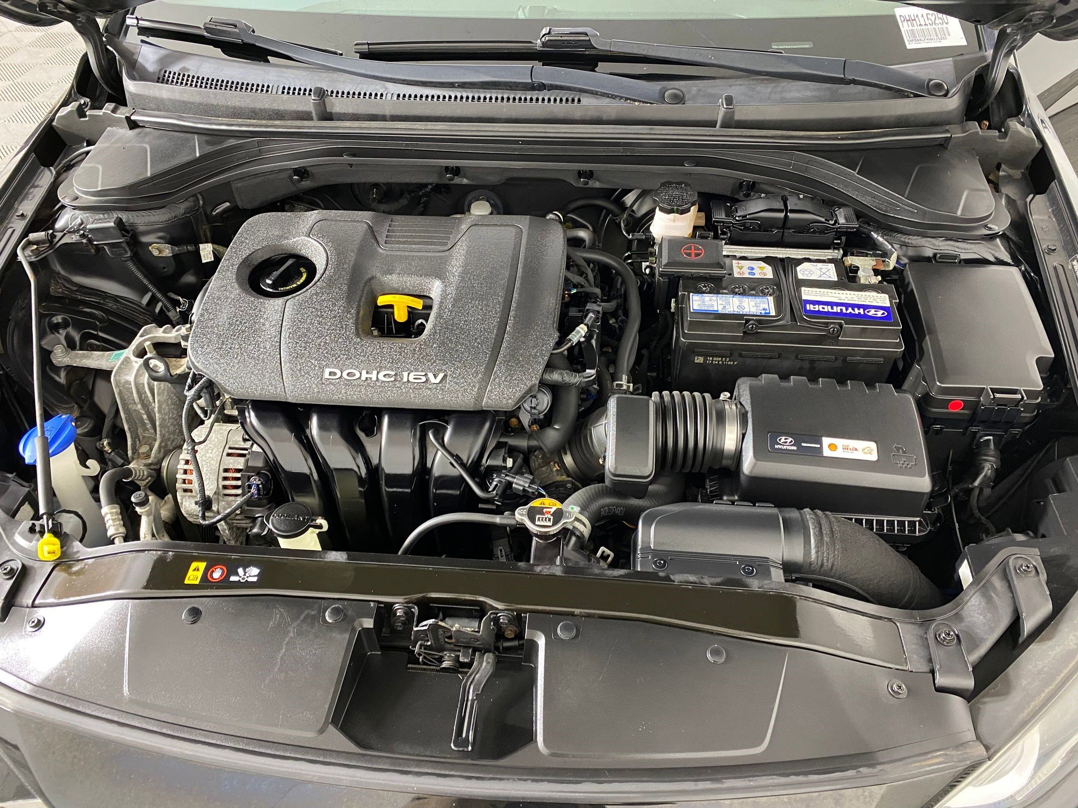 Used 2017 Hyundai Elantra Limited image 30