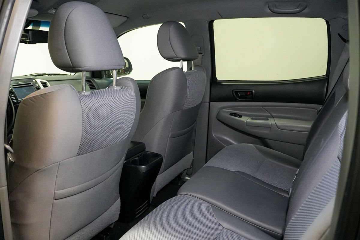 Used 2013 Toyota Tacoma PreRunner w/ TRD Sport Pkg RWD image 17