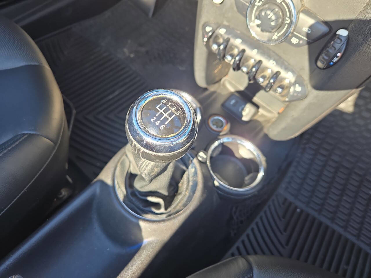 Used 2014 MINI Cooper S w/ Always Open Package image 23