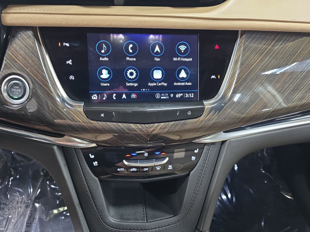 Used 2024 Cadillac XT6 Sport w/ Platinum Package AWD/4WD image 22